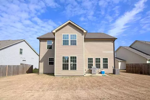 135 Davelyn Ct, Garner, NC 27529 photo 4