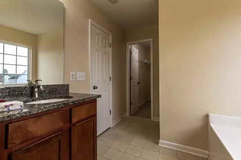 2037 Spring Creek Dr, Durham, NC 27704 photo 27