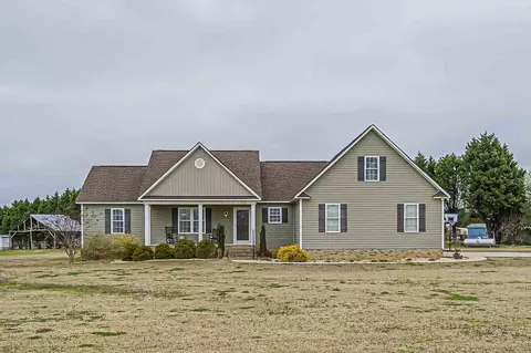1300 Denning Rd, Benson, NC 27504 photo 1