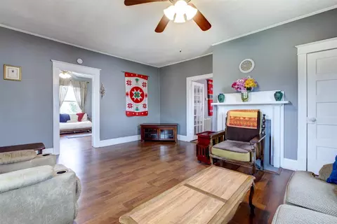 302 E J St, Erwin, NC 28339 photo 6