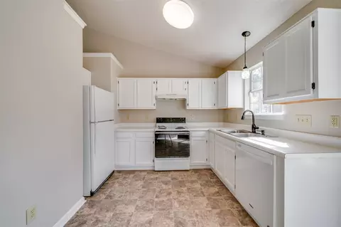 705 Greyson Dr, Durham, NC 27703 photo 6