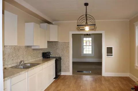 304 N 12th St, Erwin, NC 28339 photo 7
