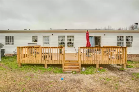 130 Penoak Dr, Willow Spring, NC 27592 photo 5