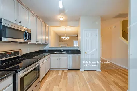 524 Auburn Square Dr, Durham, NC 27713 photo 2