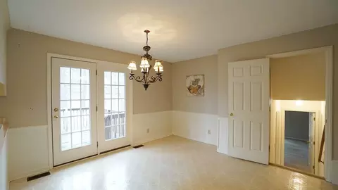 703 Grimstead Cir, Cary, NC 27511 photo 4