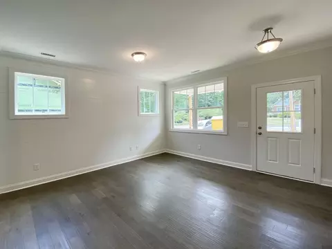 405 Morreene Rd, Durham, NC 27705 photo 3