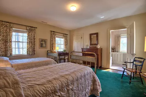 27 Oak Dr, Durham, NC 27707 photo 25