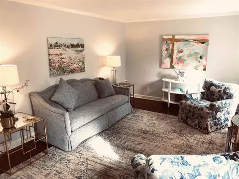 601 Compton Rd, Raleigh, NC 27609 photo 9