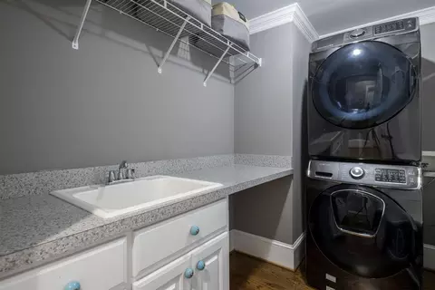 3910 Chippenham Rd, Durham, NC 27707 photo 11