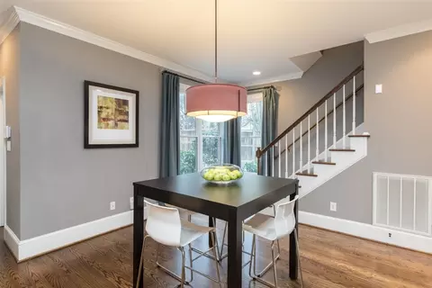 3910 Chippenham Rd, Durham, NC 27707 photo 9
