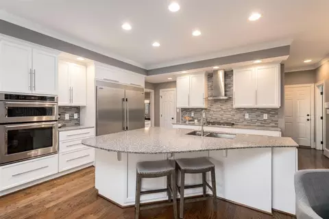 3910 Chippenham Rd, Durham, NC 27707 photo 5