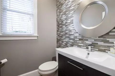 3910 Chippenham Rd, Durham, NC 27707 photo 10