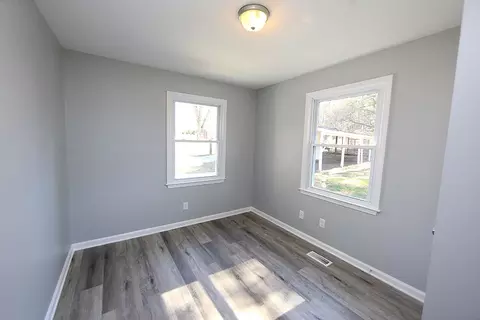 3814 Hamlin Rd, Durham, NC 27704 photo 9