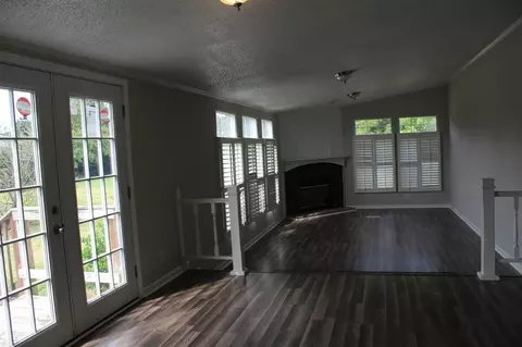 2308 Benson Hardee Rd, Benson, NC 27504 photo 4