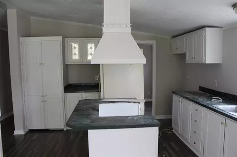 2308 Benson Hardee Rd, Benson, NC 27504 photo 3