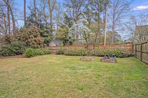 1114 S Walnut Dr, Smithfield, NC 27577 photo 6