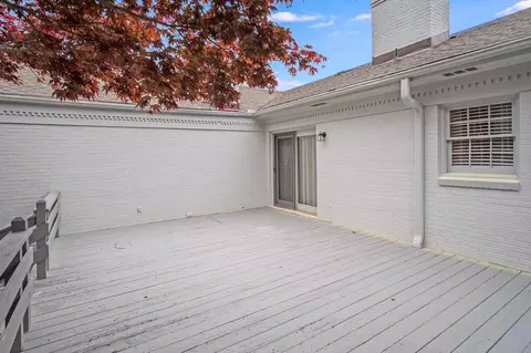 1114 S Walnut Dr, Smithfield, NC 27577 photo 5