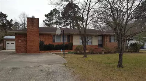 117 Whitley Dr, Smithfield, NC 27577 photo 2