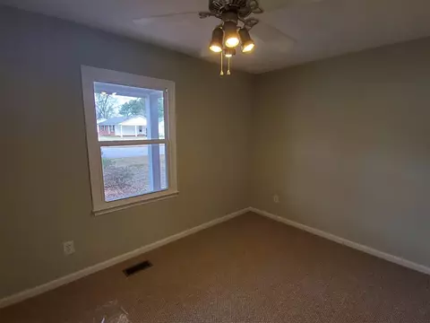 108 Sycamore St, Dunn, NC 28334 photo 9
