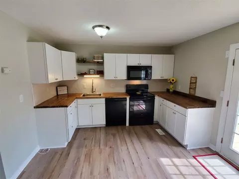 108 Sycamore St, Dunn, NC 28334 photo 4