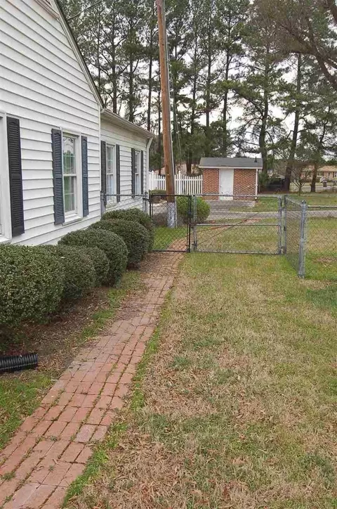 2821 Ellis Rd, Durham, NC 27703 photo 30