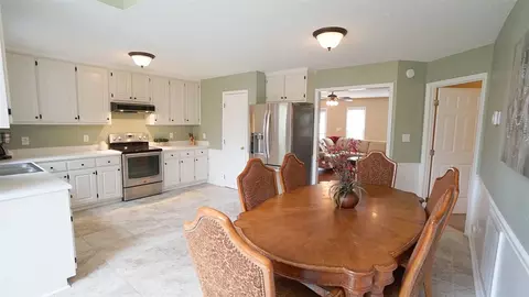 424 Redpath Dr, Garner, NC 27529 photo 11