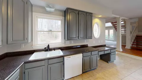 411 King George Loop, Cary, NC 27511 photo 9