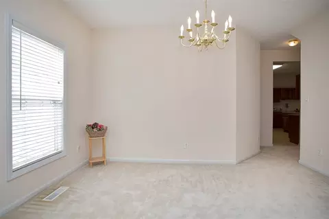 402 Stinhurst Dr, Durham, NC 27713 photo 6