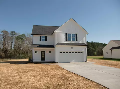 718 Maple Ave, Dunn, NC 28334 photo 1