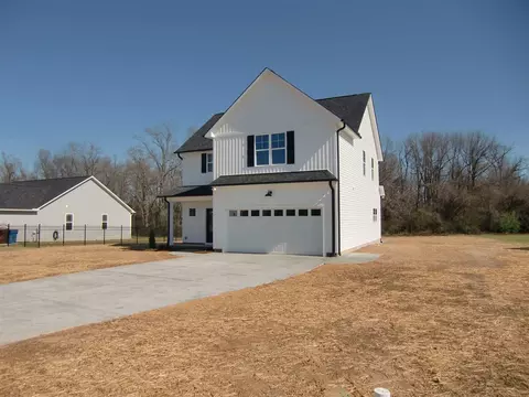 718 Maple Ave, Dunn, NC 28334 photo 2
