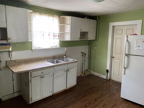 1008 Cole St, Durham, NC 27701 photo 4