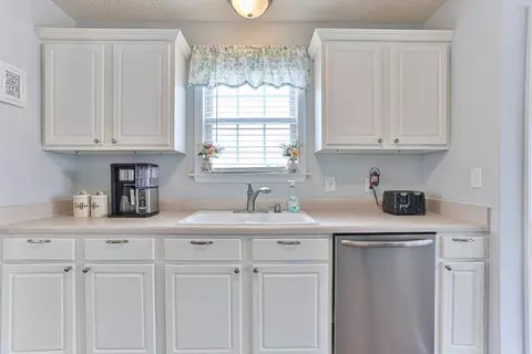 243 Rosa Cir, Willow Spring, NC 27592 photo 8