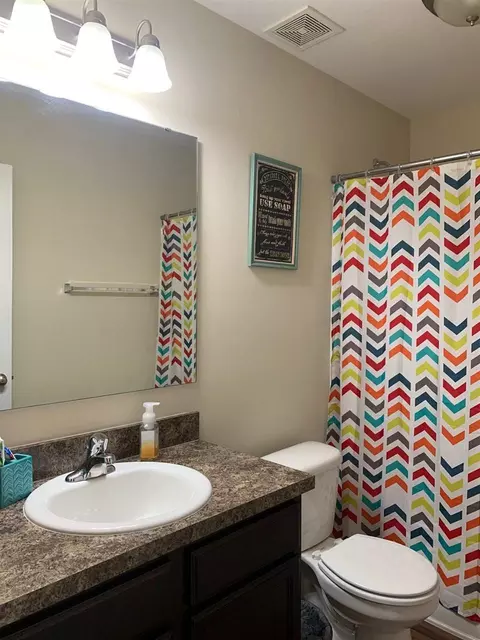 176 Friendship Ln, Erwin, NC 28339 photo 9
