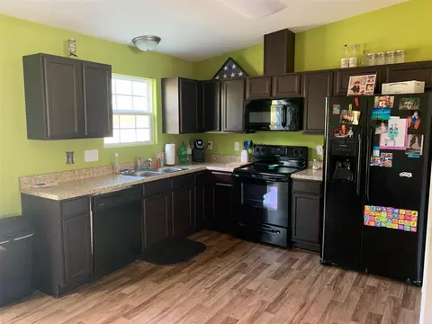 176 Friendship Ln, Erwin, NC 28339 photo 5
