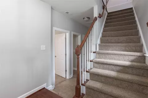 3805 Glenhaven Rd, Raleigh, NC 27606 photo 6