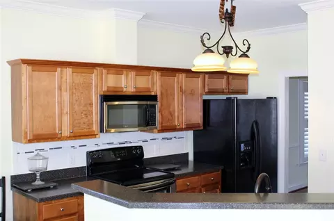 106 Colonade Ct, Benson, NC 27504 photo 9