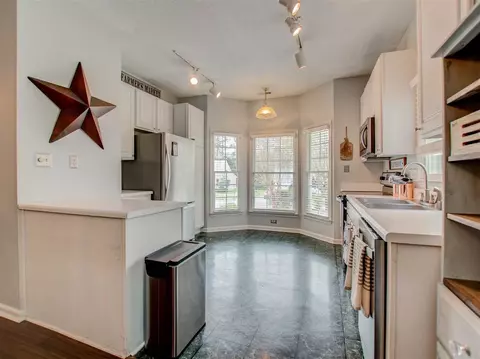 4 Brevard Ct, Durham, NC 27713 photo 4