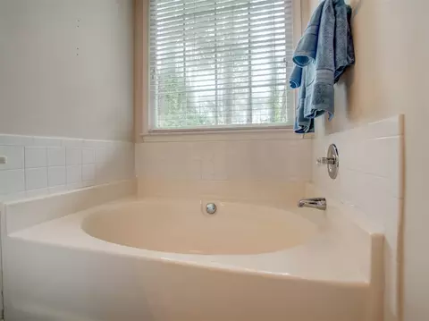 4 Brevard Ct, Durham, NC 27713 photo 12