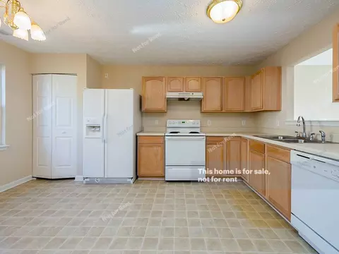 2914 Forrestal Dr, Durham, NC 27703 photo 4