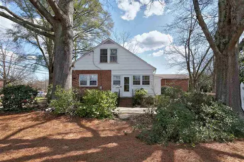 406 E Williams St, Apex, NC 27502 photo 8