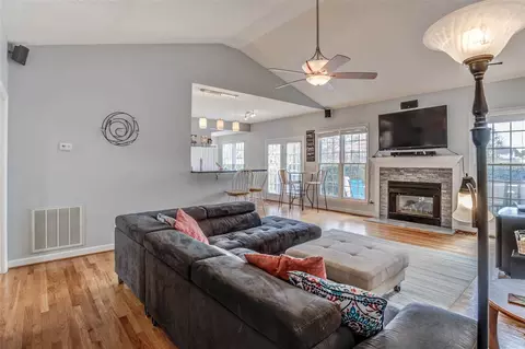 1073 Loop Rd, Clayton, NC 27527 photo 11