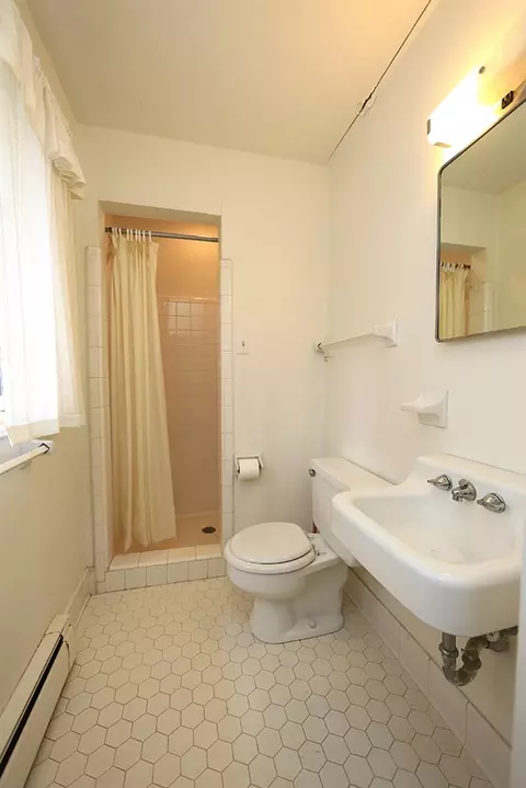 610 W Cornwall Rd, Cary, NC 27511 photo 9