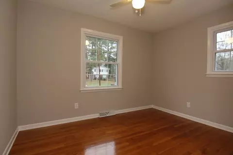 109 Emerald Cir, Durham, NC 27713 photo 12