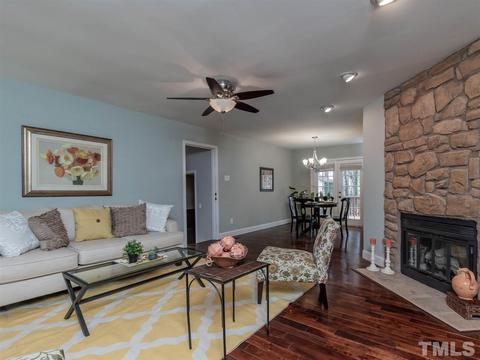 1507 Rowemont Dr, Durham, NC 27705 photo 3