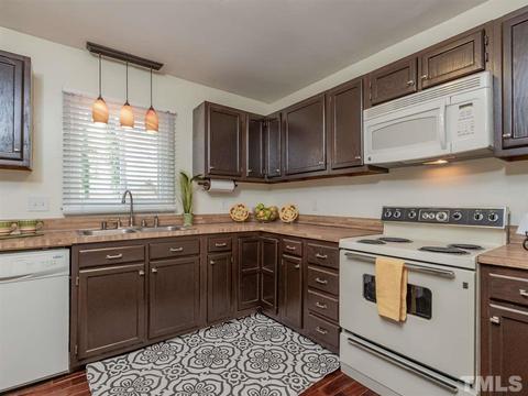 1507 Rowemont Dr, Durham, NC 27705 photo 11