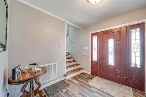 5005 Pine Trail Dr, Durham, NC 27712 photo 4