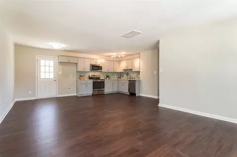 511 Beverly Dr, Raleigh, NC 27610 photo 10