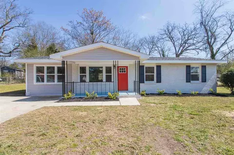 511 Beverly Dr, Raleigh, NC 27610 photo 1