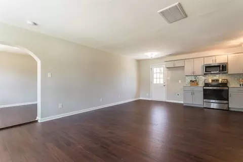 511 Beverly Dr, Raleigh, NC 27610 photo 11