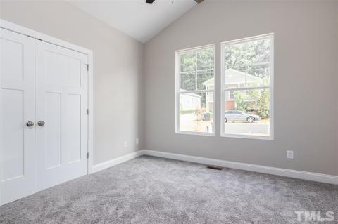 607 Barton St, Durham, NC 27707 photo 12